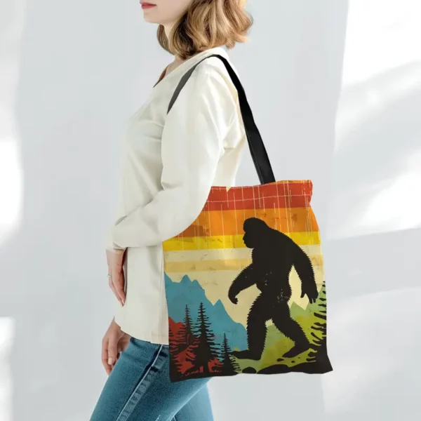 Bigfoot Tote bag