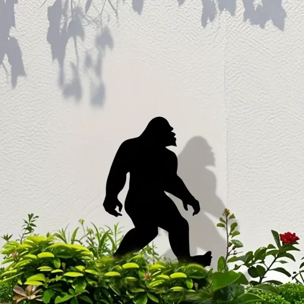 Sasquatch Silhouette Metal Garden Stake - Vintage Style Outdoor Lawn & Patio Art, Perfect Holiday Gift