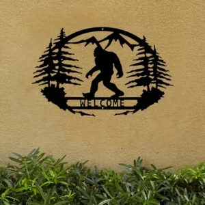 1pc, Welcome Sasquatch Metal Wall Art - Indoor/Outdoor Farmhouse Decor for Home, Garden, Yard, Garage - Unique Housewarming Gift and Christmas Ornament